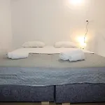 Pucee Downtown Apartman