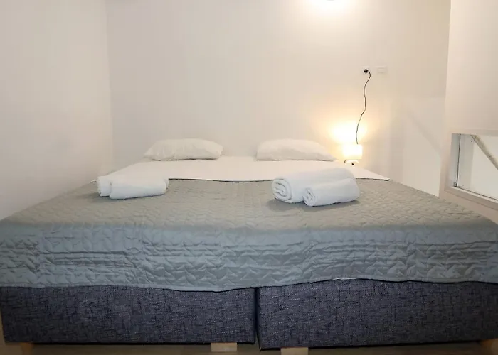 Pucee Downtown Apartman