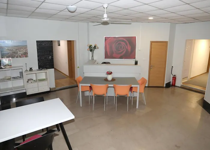 Pucee Downtown פולה