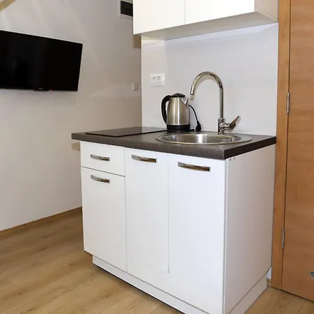 Pucee Downtown * Pula