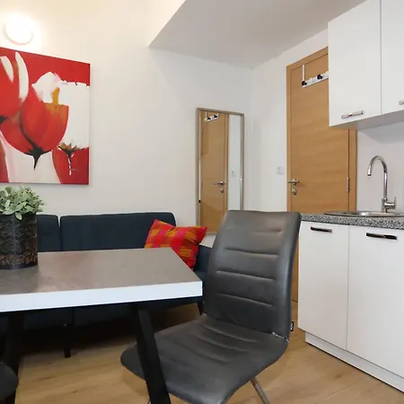 Pucee Downtown Apartment Pula