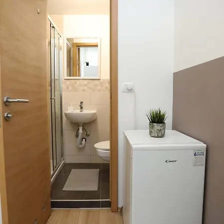 Apartman Pucee Downtown *