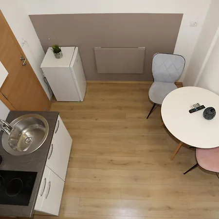 Pucee Downtown Apartment Pula