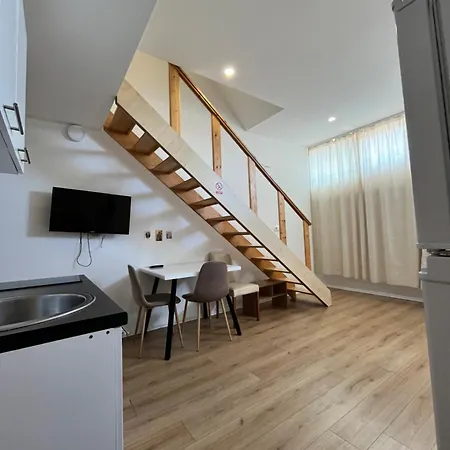 Apartman Pucee Downtown Póla
