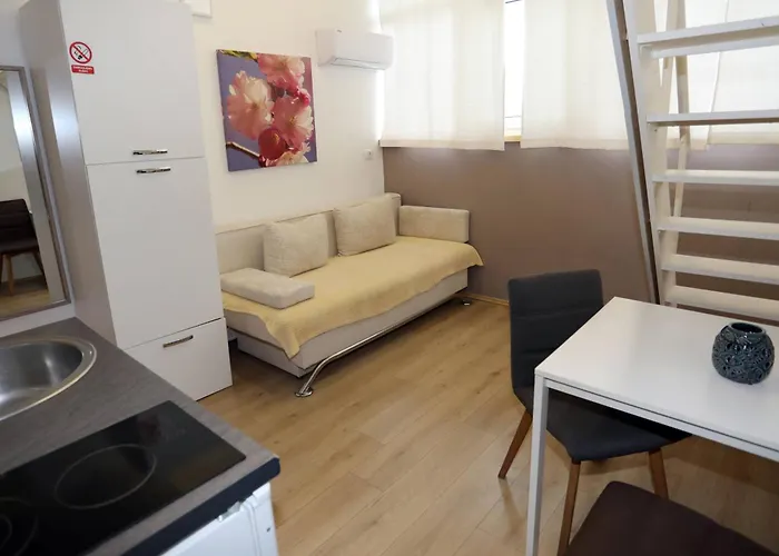 Pucee Downtown Apartment *